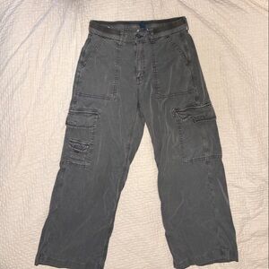 American Eagle Outfitters Gray Cargo Pants